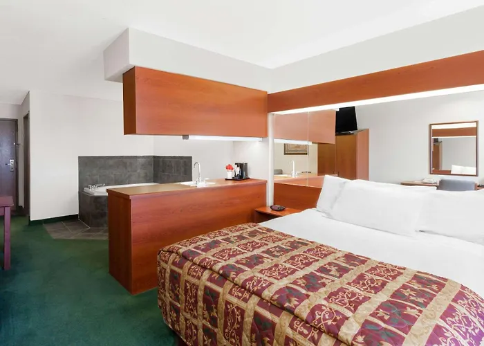 Microtel & By Wyndham Wellton