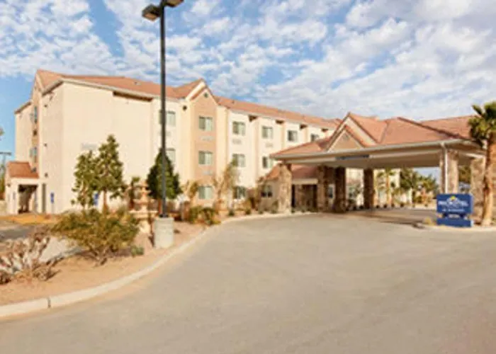 Motel Microtel & By Wyndham 2*