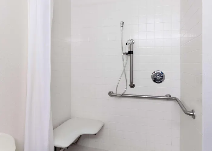 Microtel & By Wyndham Motel 2*