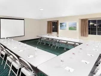 Microtel & By Wyndham 2*